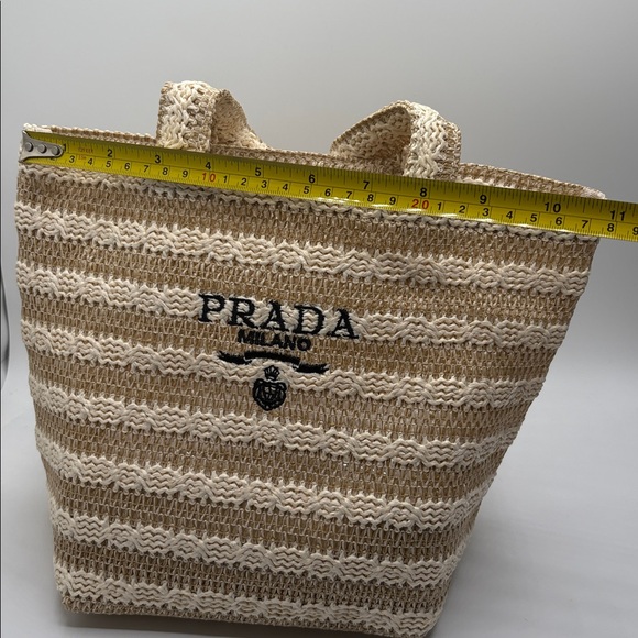 Prada gwp mini tote - Picture 3 of 4